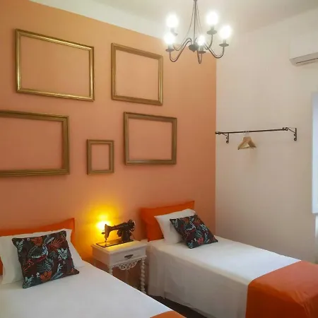 Casa Com Piscina E Terraco Em - Mystay *